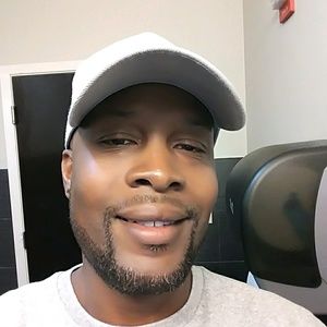 Meet your Posher, Damon